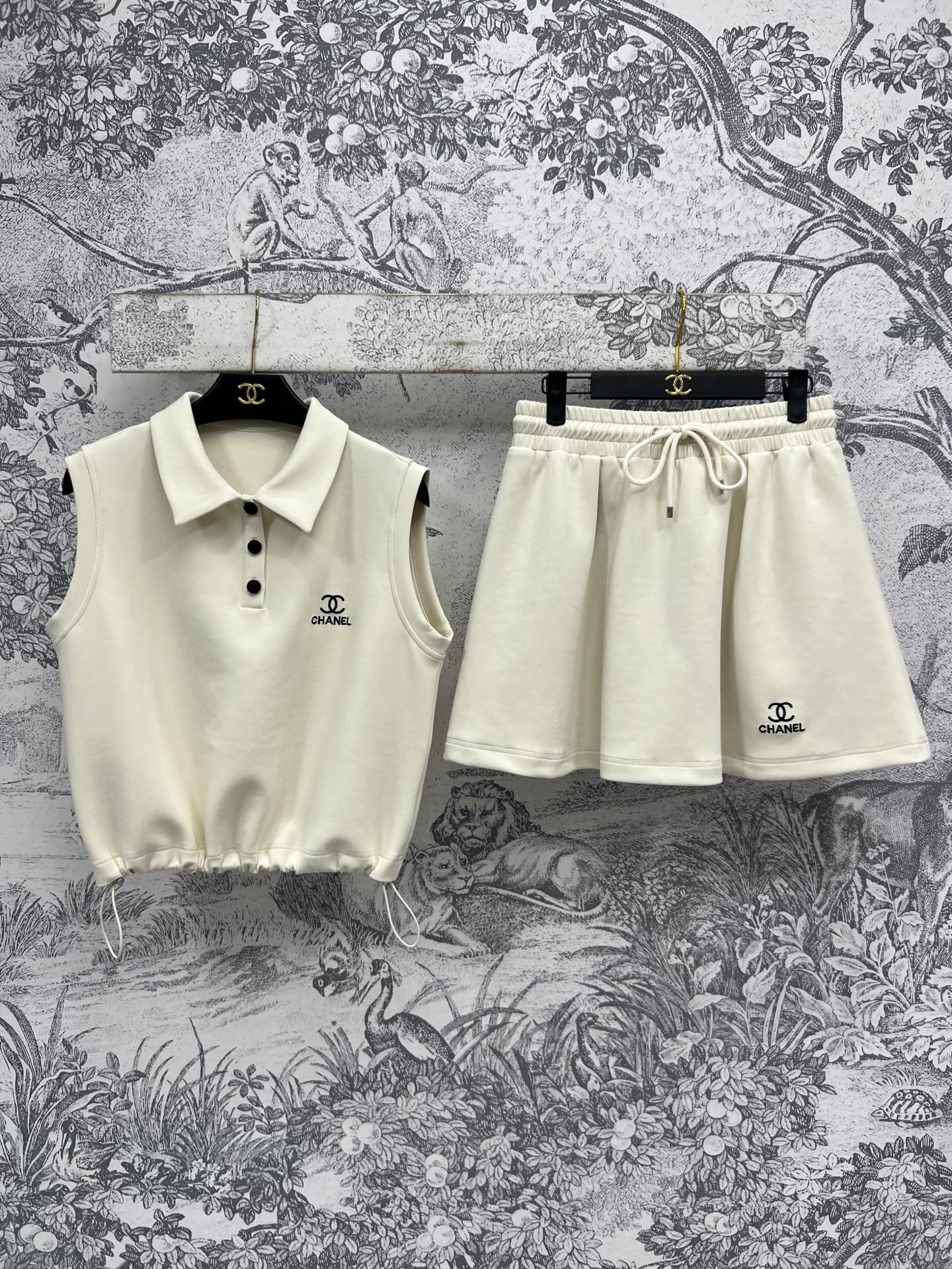 CHANEL