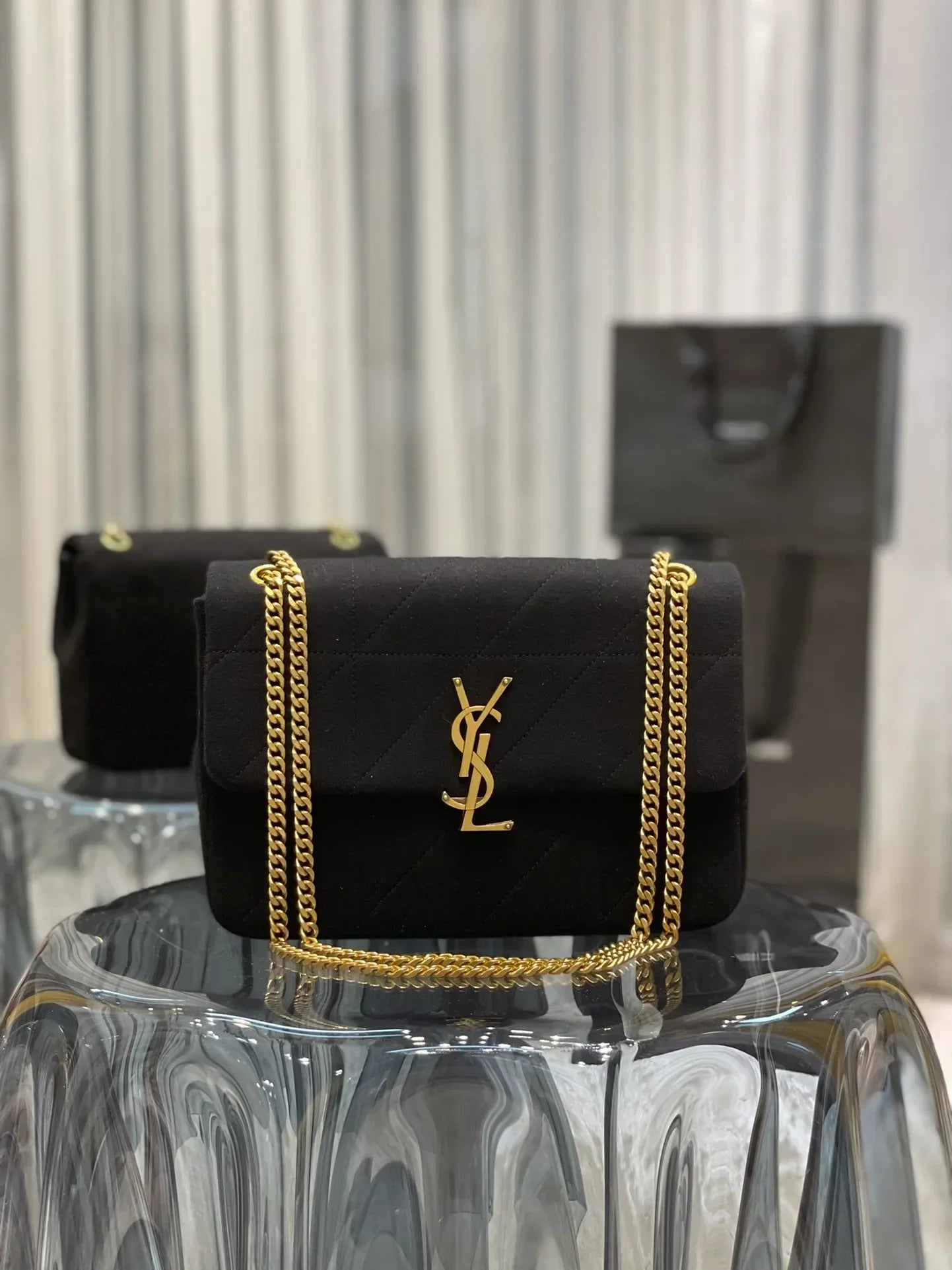 Saint Laurent
