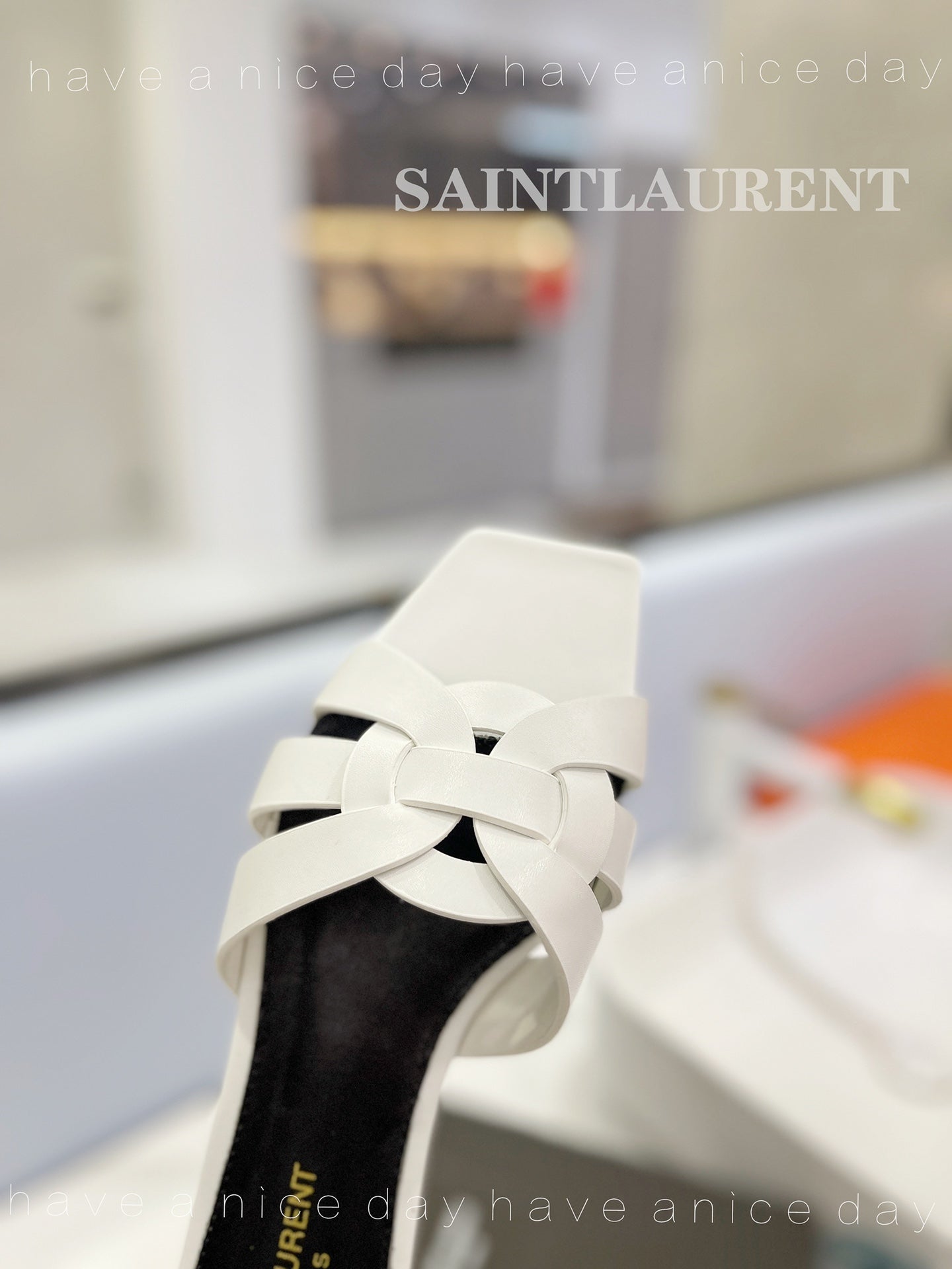 Saint Laurent