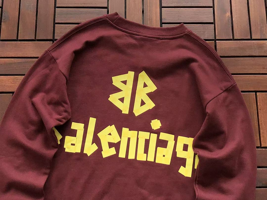 B🔥L🔥🔥🔥IA🔥A SWEATER