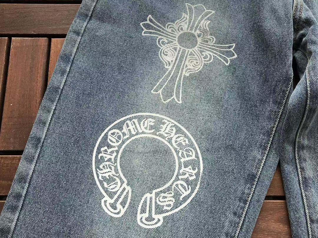 CH🔥OM🔥 HE🔥RTS JEANS