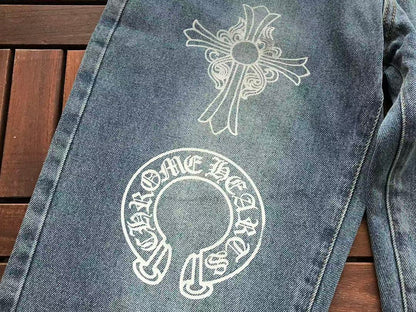 CH🔥OM🔥 HE🔥RTS JEANS