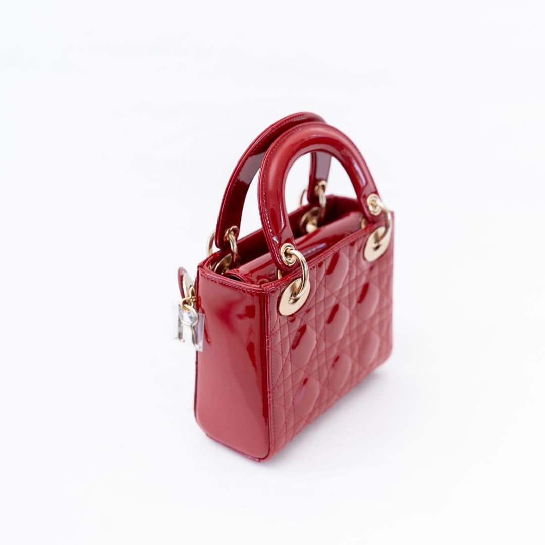 DIOR