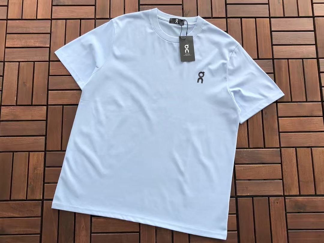 ON RU🔥🔥I🔥G T-SHIRT