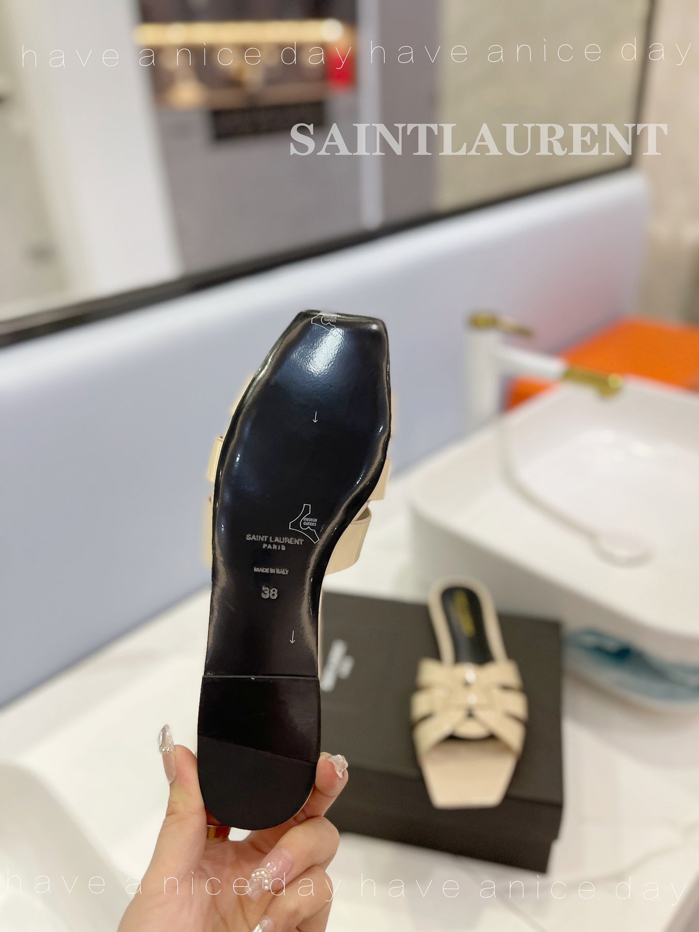 Saint Laurent