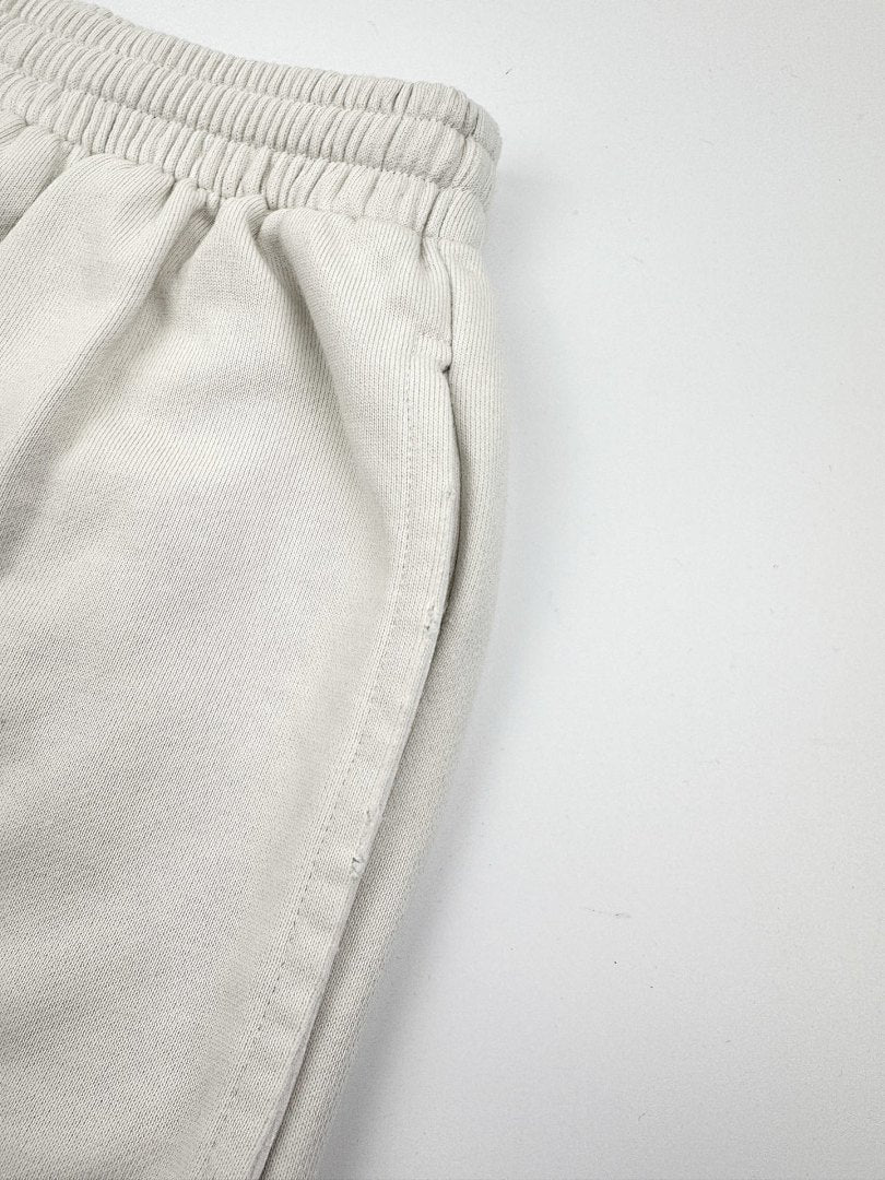 PANTALONES CORTOS BALENÇIAGA - 1
