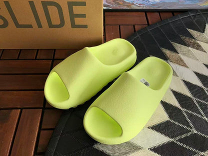Y🔥🔥ZY & 🔥DI🔥AS SLIPPERS