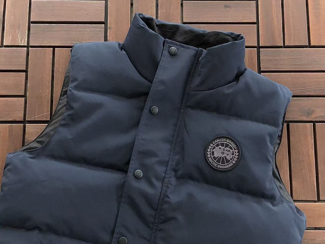 C🔥N🔥🔥A G🔥🔥🔥E DOWN VEST