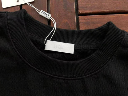 D🔥O🔥 SWEATER
