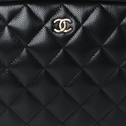Caviar Quilted Medium Curvy Pouch Cosmetic Case Black