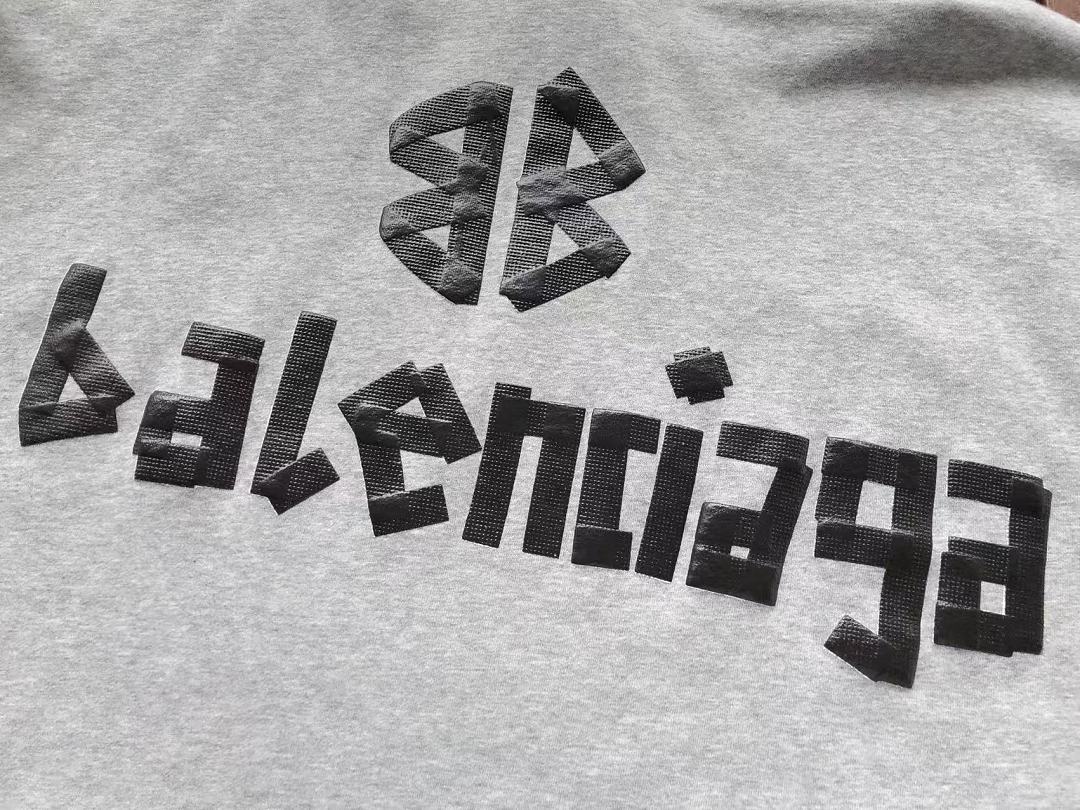 B🔥L🔥🔥🔥IA🔥A HOODIE