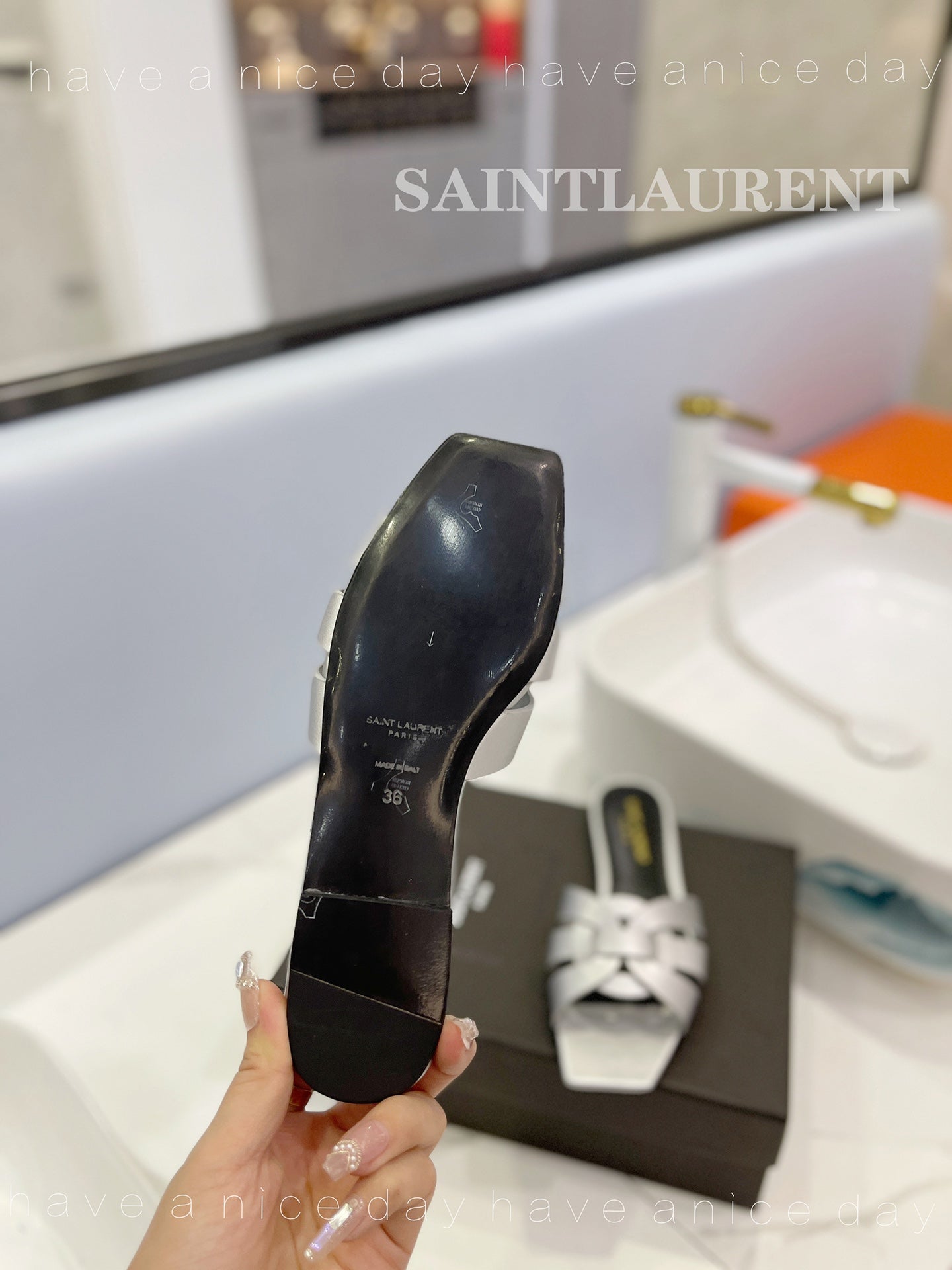 Saint Laurent
