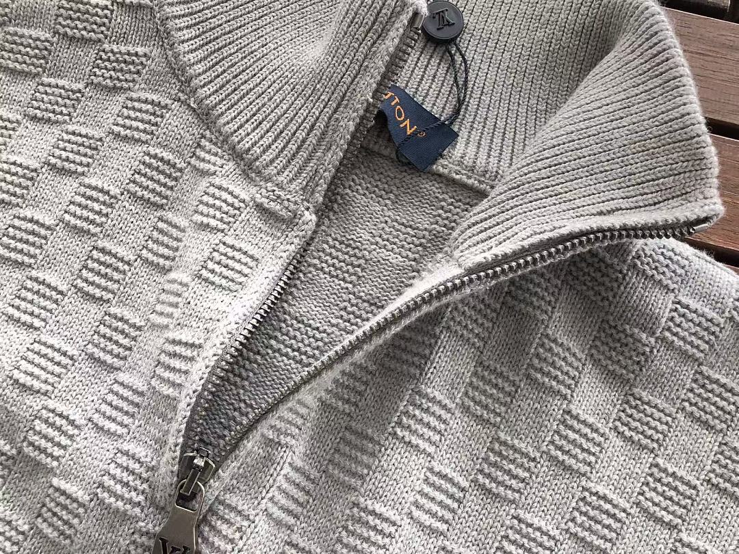 L🔥SWEATER