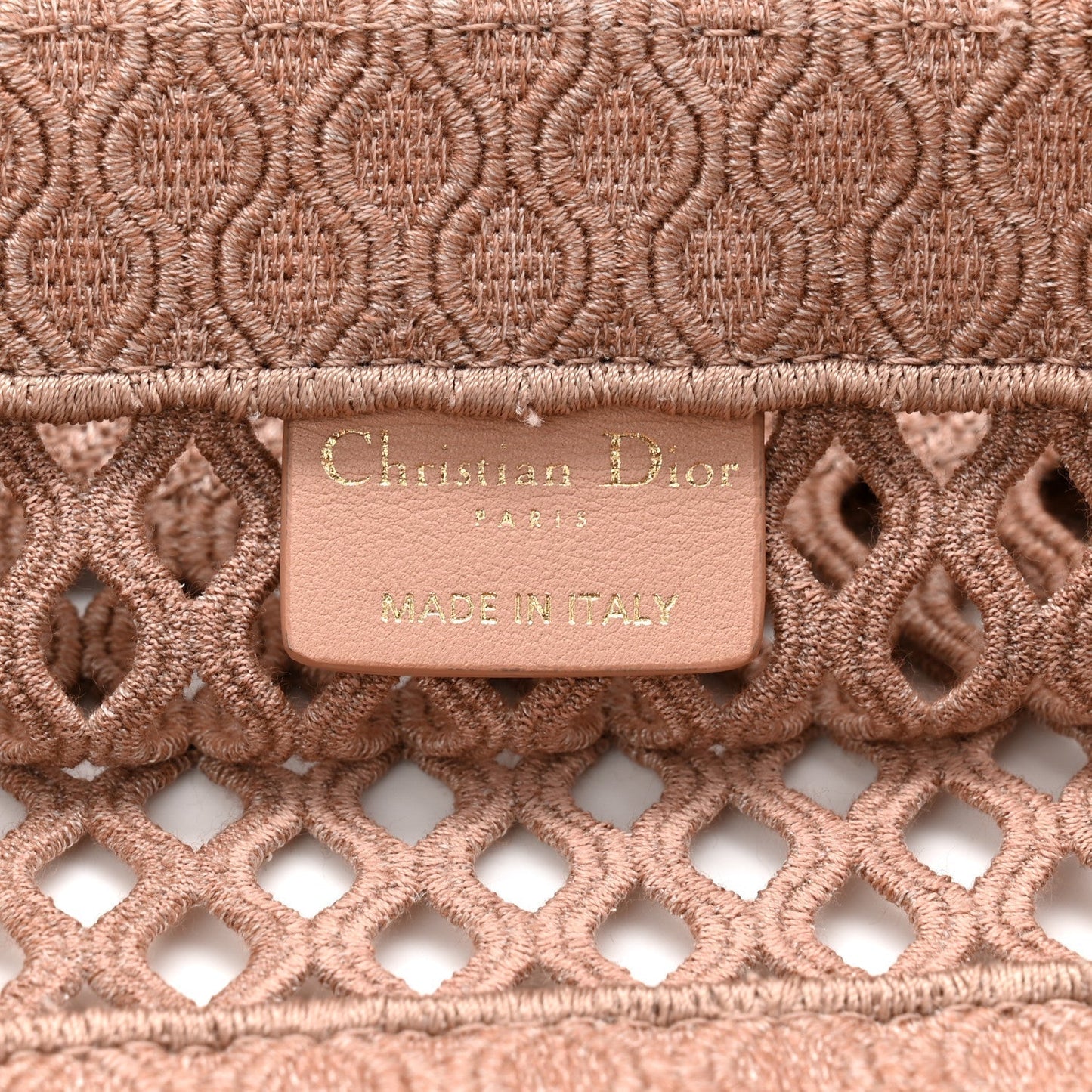 DIOR