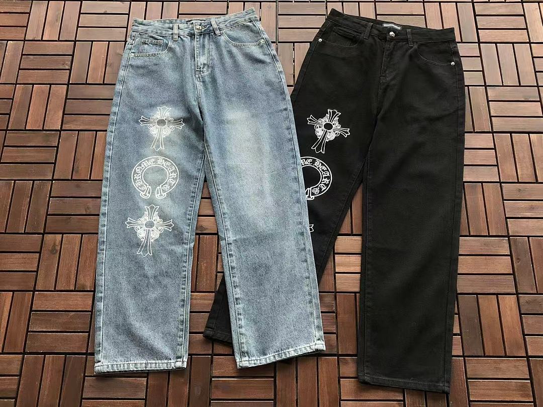 CH🔥OM🔥 HE🔥RTS JEANS