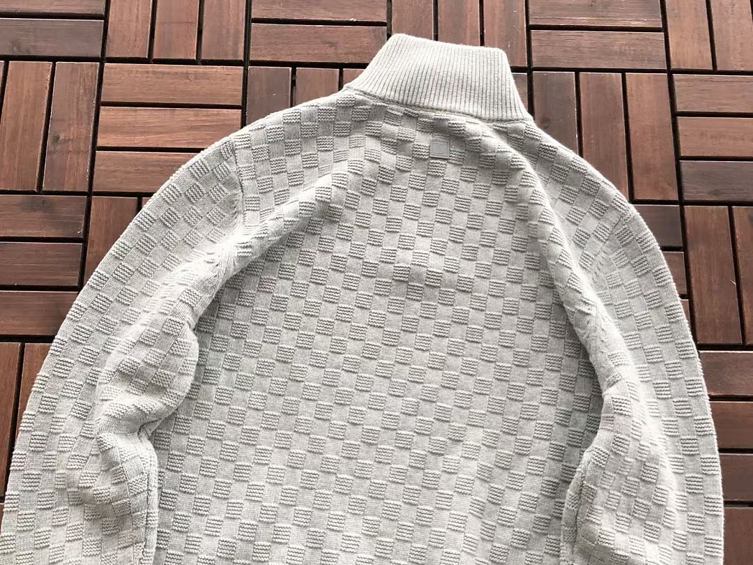 L🔥SWEATER