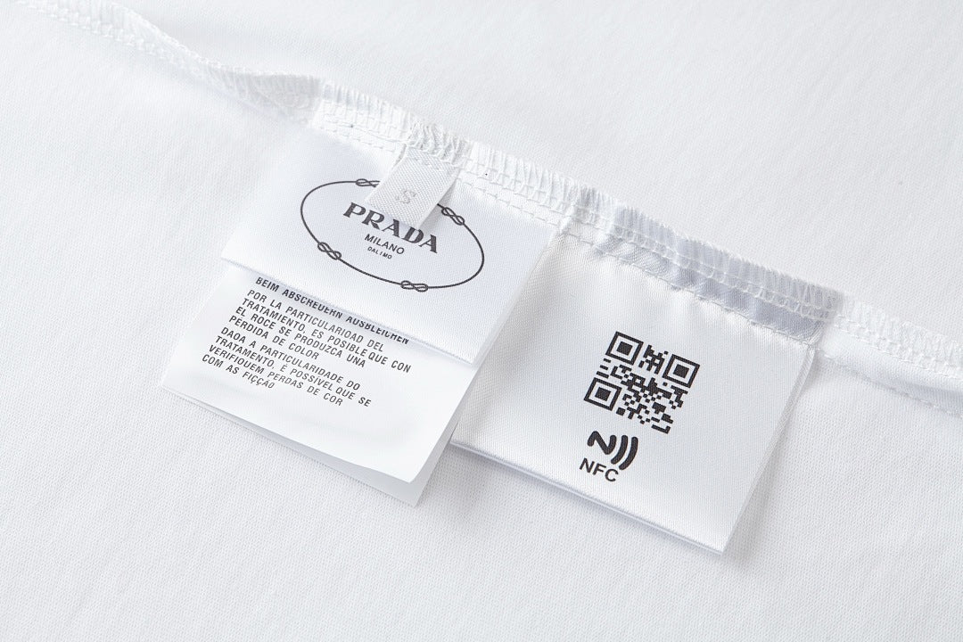 CAMISETA PRADA - 77