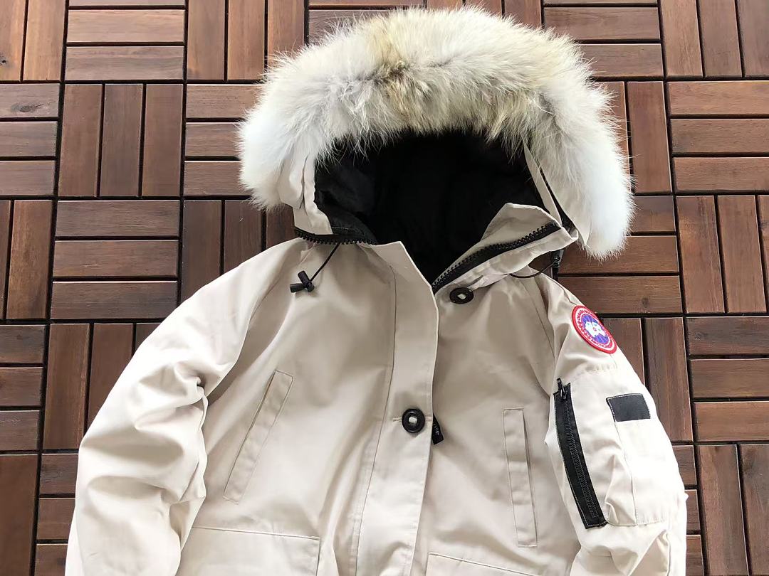 C🔥N🔥🔥A G🔥🔥🔥E DOWN JACKET