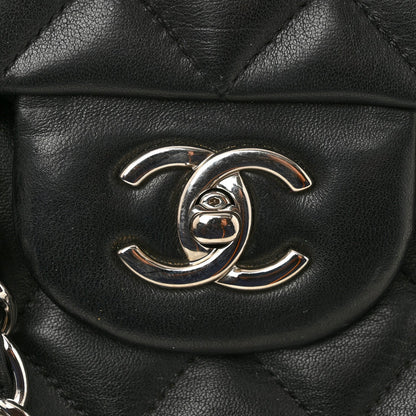 Lambskin Quilted Jumbo Single Flap Black