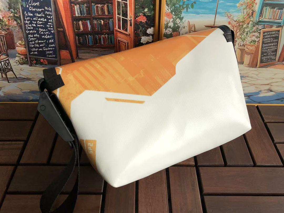 FREITAG 🔥F41 🔥(长30CM宽18CM高9CM）44121497