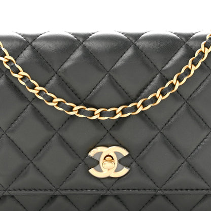 Lambskin Quilted CC Pearl Crush Wallet on Chain WOC Black