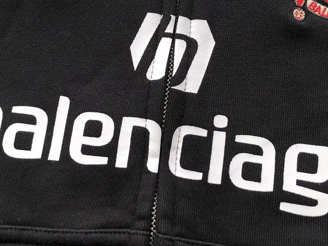 B🔥L🔥🔥🔥IA🔥A HOODIE