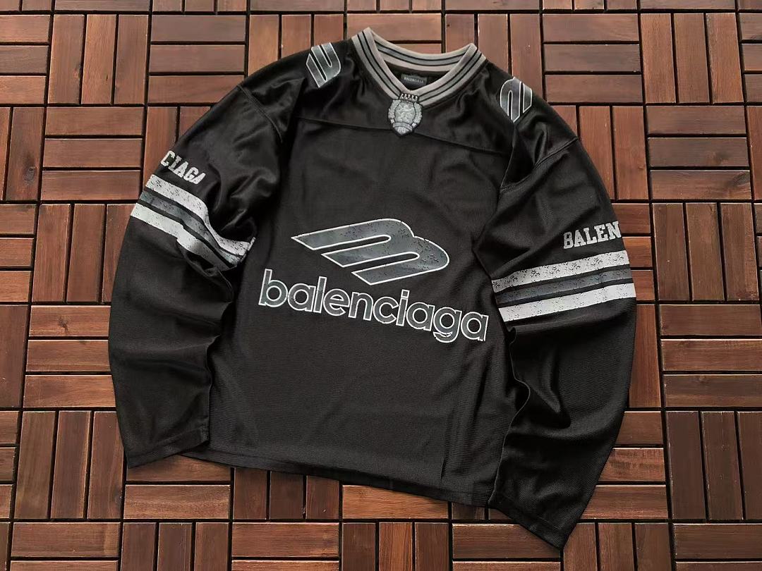 B🔥L🔥🔥🔥IA🔥A LONG-SLEEVE