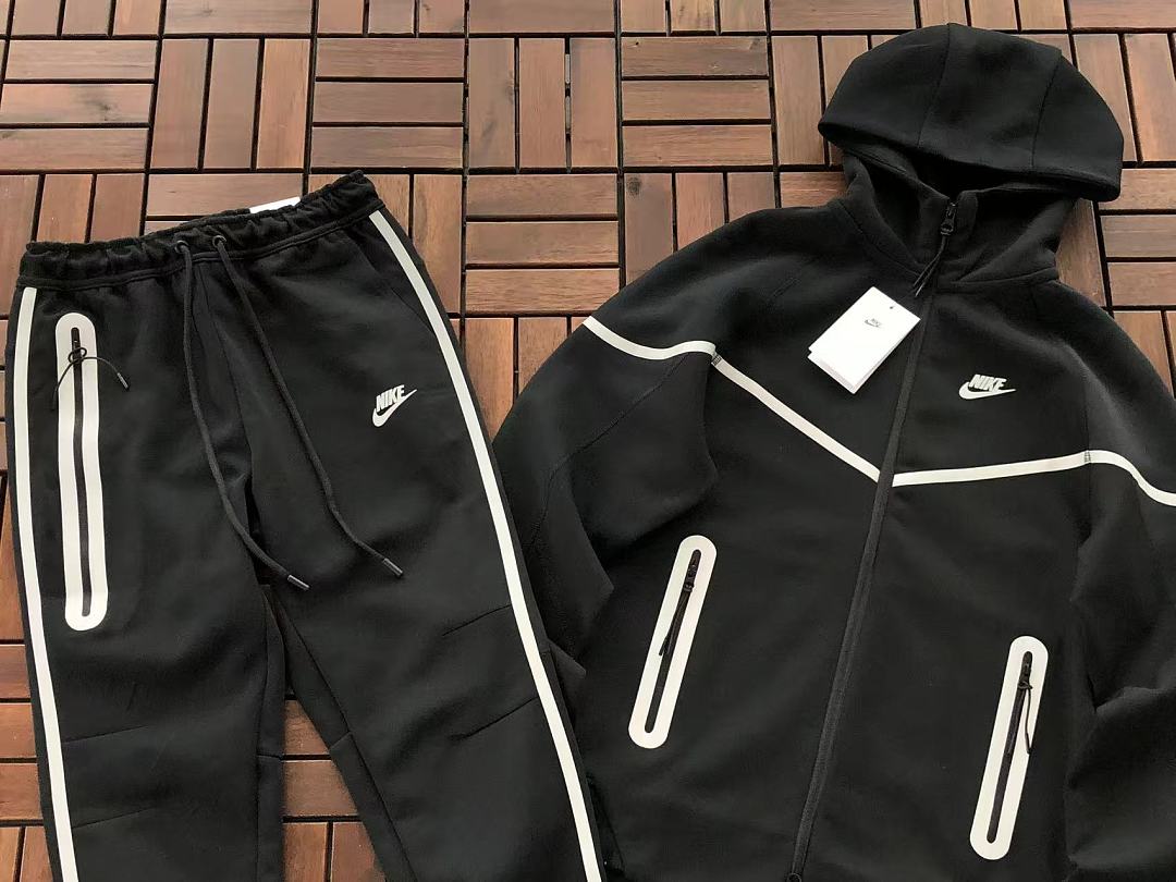 TOP ￥ 195 PANTS ￥ 179 N🔥K🔥HOODIE TROUSERS