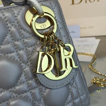 DIOR