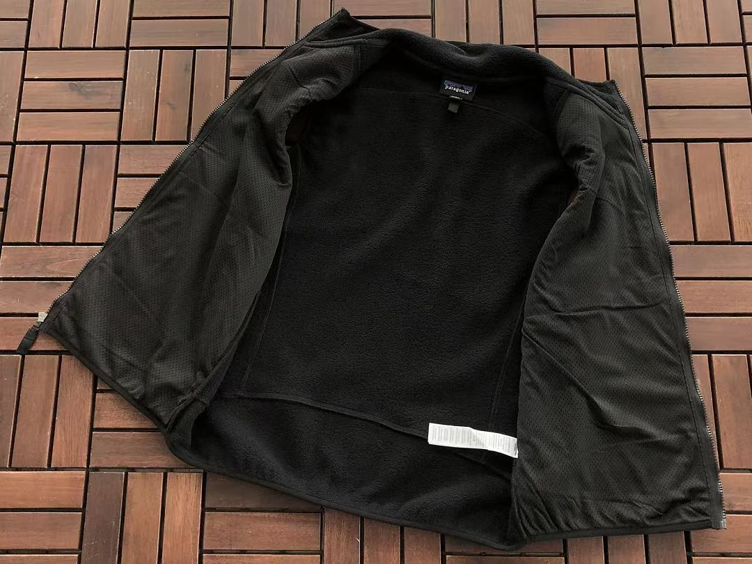 P🔥TAG🔥N🔥A VEST FLEECE