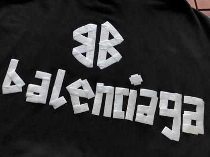 B🔥L🔥🔥🔥IA🔥A HOODIE