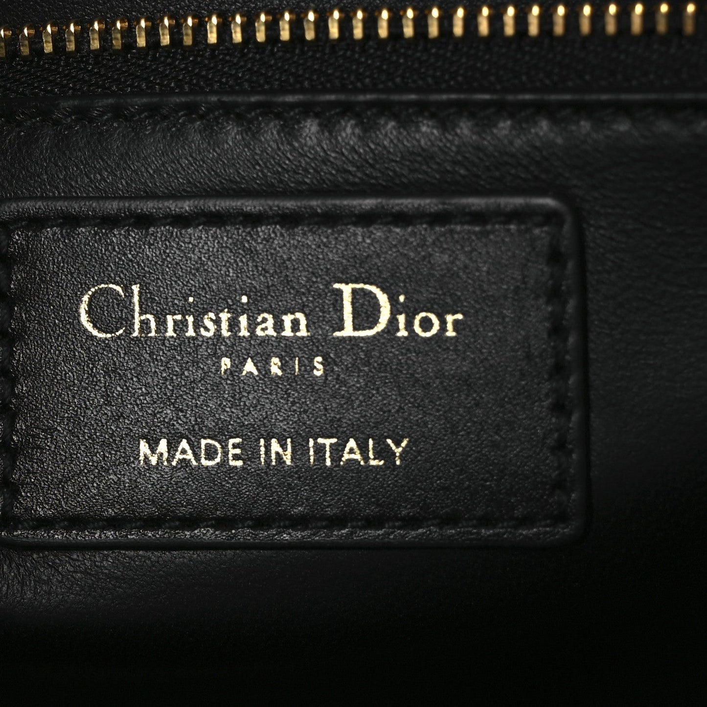 DIOR
