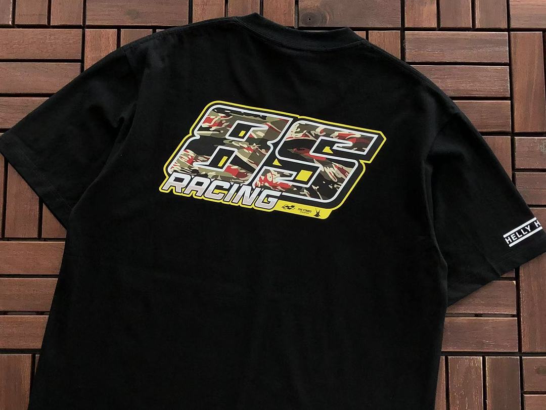 UNDEFEATED & RED BULL & HELLY HANSEN T-SHIRT