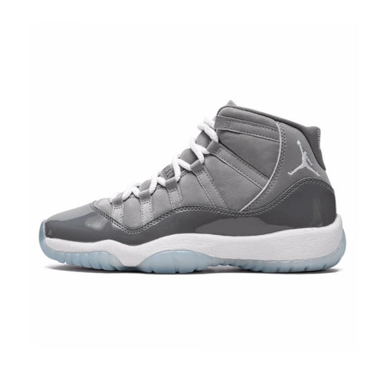 JORDAN 11 Retro Cool Grey