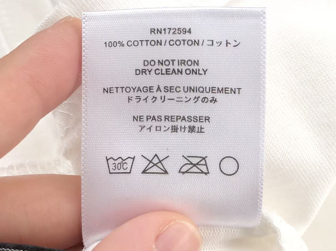 VINTAGE T-SHIRT
