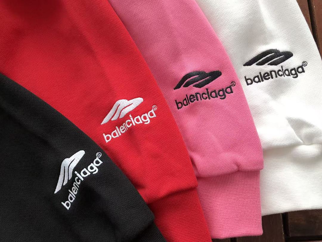 B🔥L🔥🔥🔥IA🔥A HOODIE