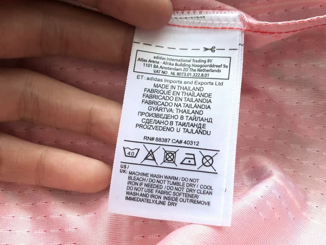 FOOTBALL T-SHIRT