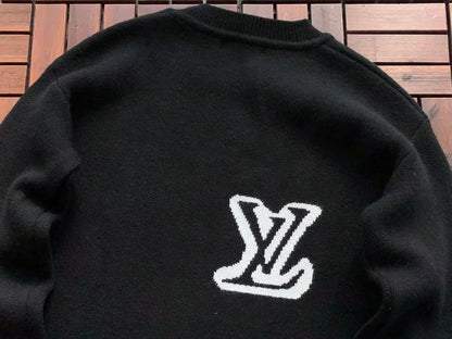 L🔥SWEATER