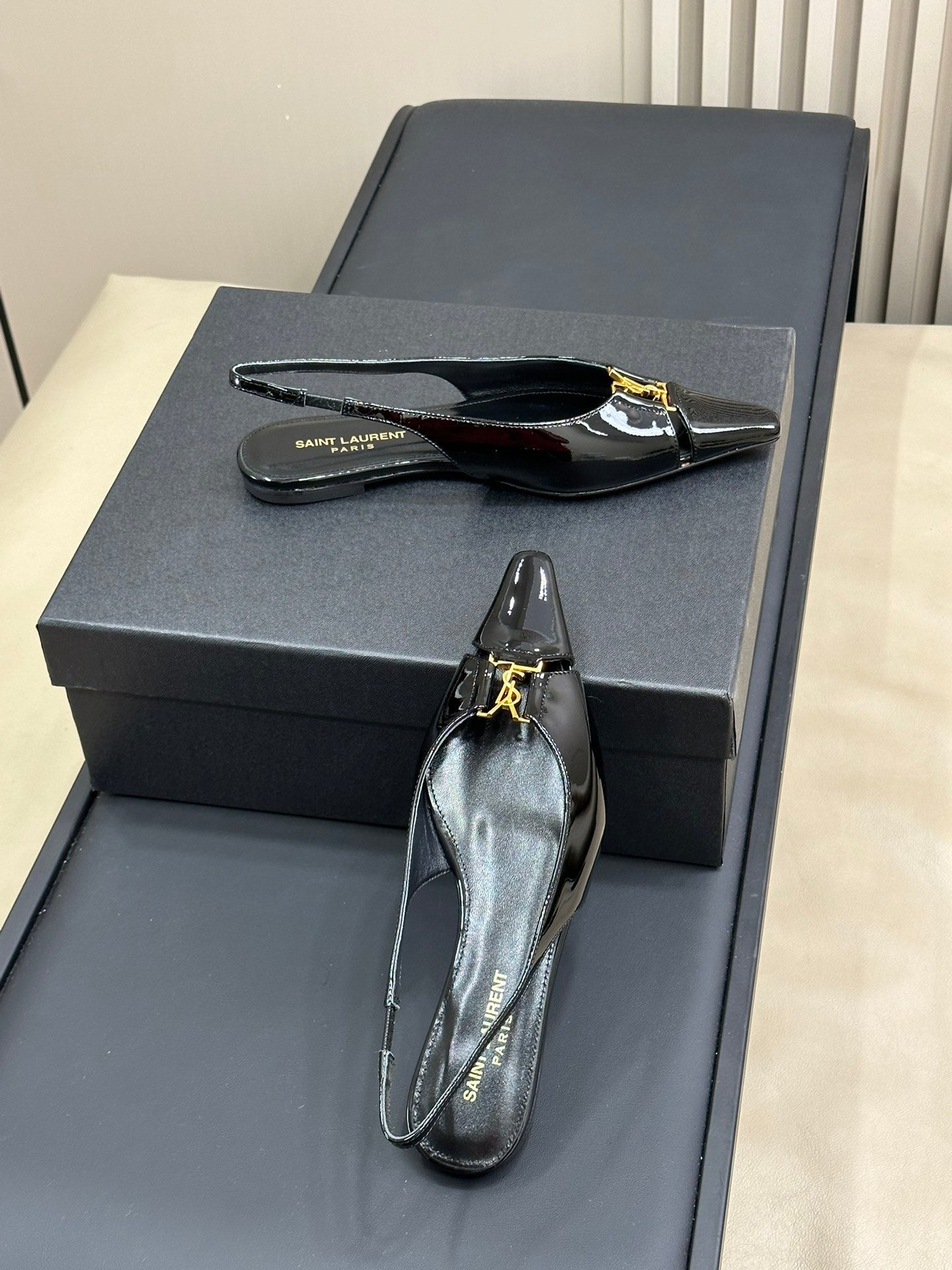 Saint Laurent