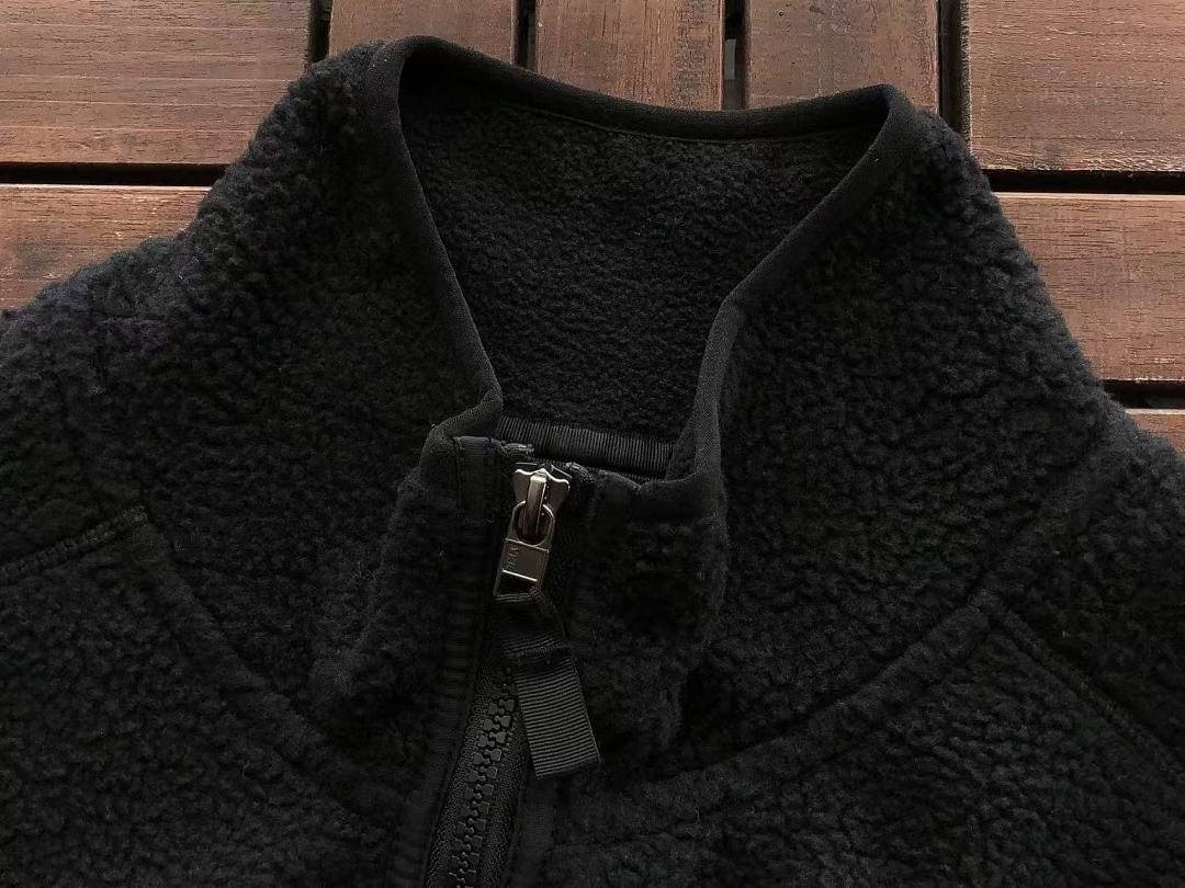 P🔥TAG🔥N🔥A VEST FLEECE