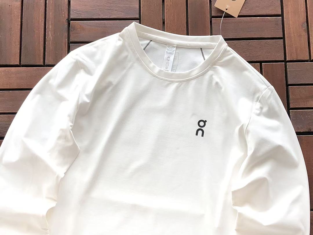 ON RU🔥🔥I🔥G LONG-SLEEVE