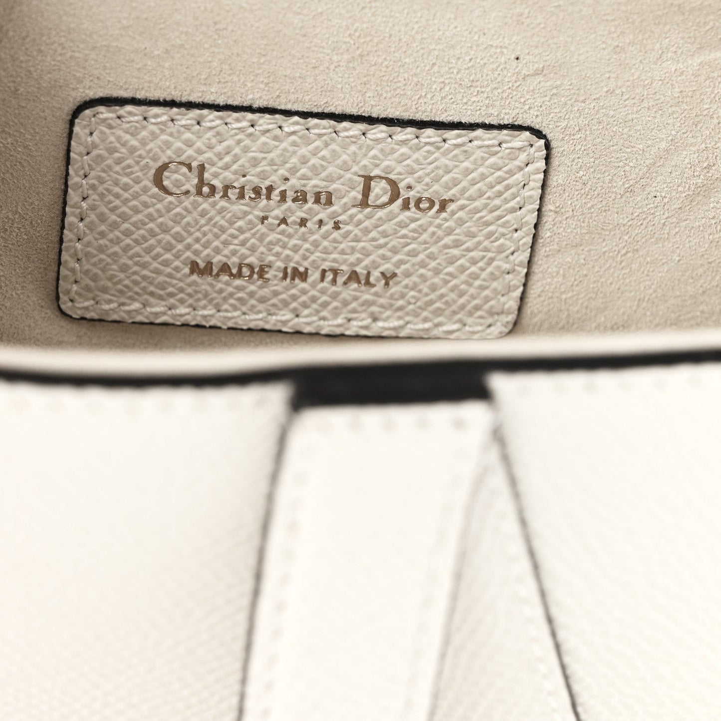 DIOR