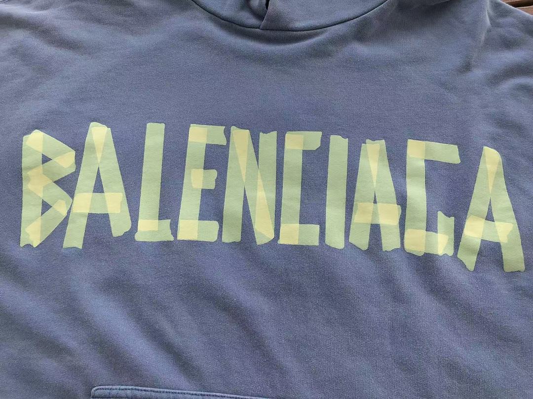 B🔥L🔥🔥🔥IA🔥A HOODIE