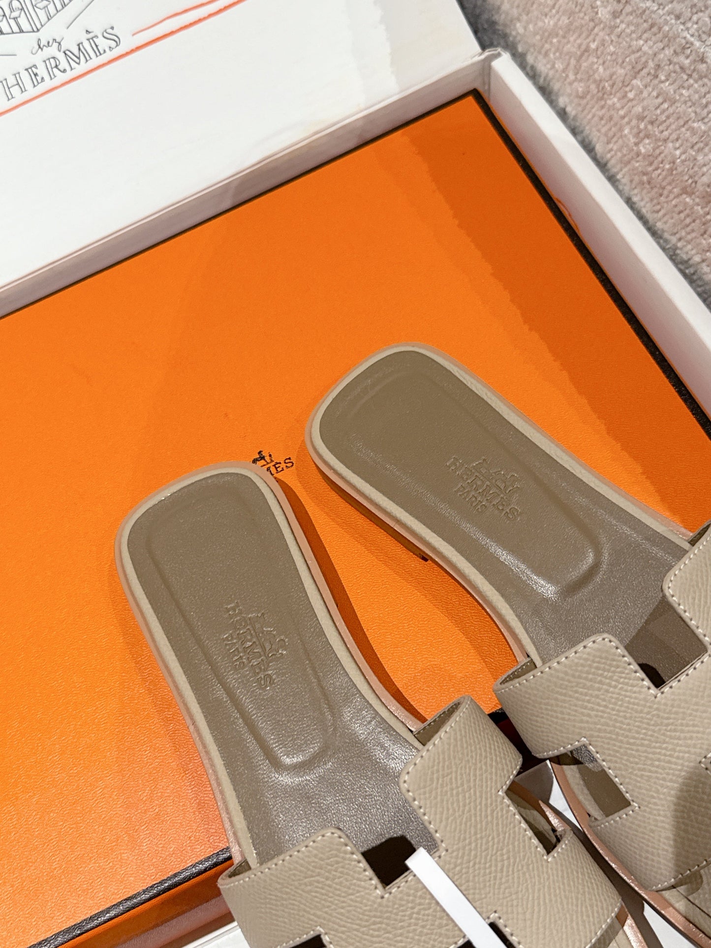 Hermès