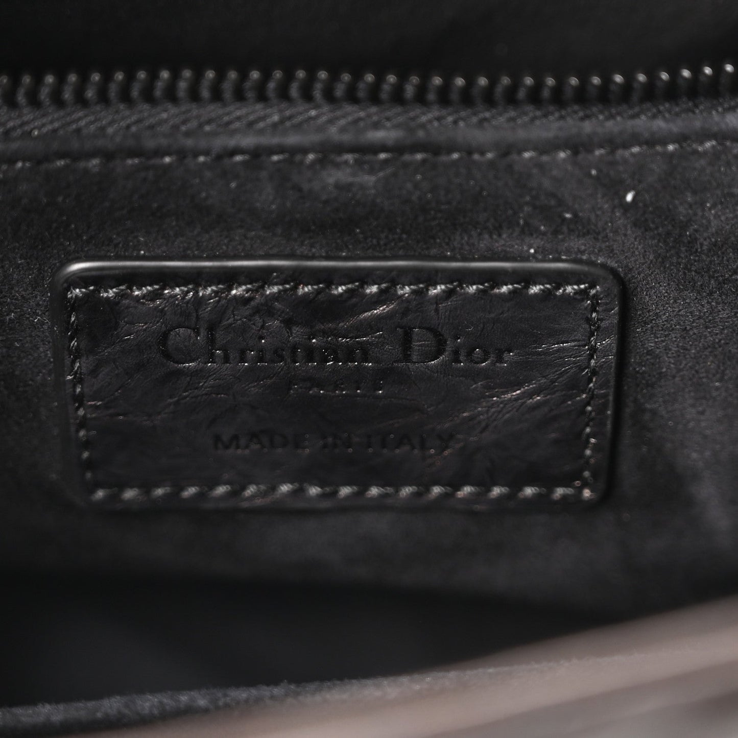 DIOR