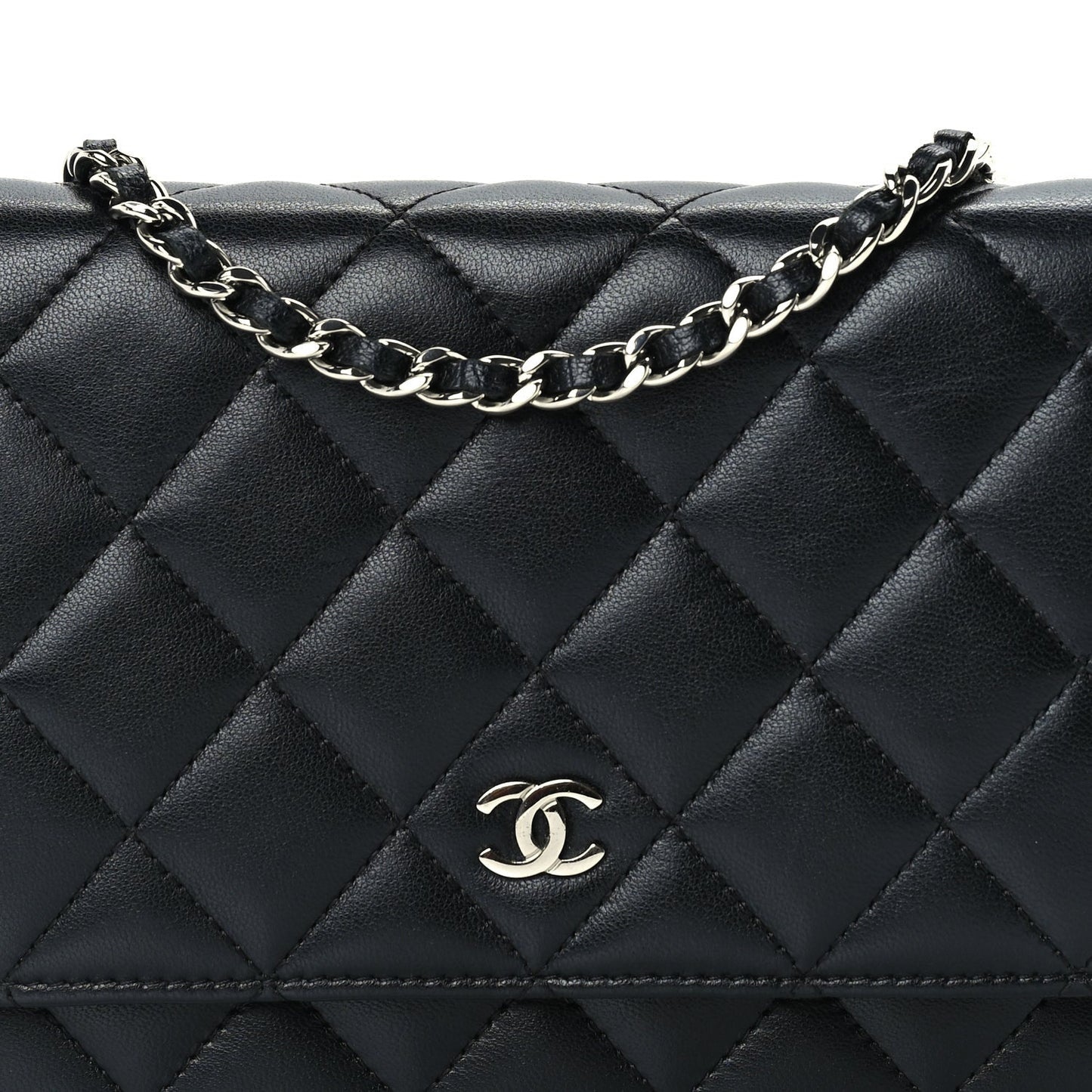 Lambskin Quilted Wallet On Chain WOC Black