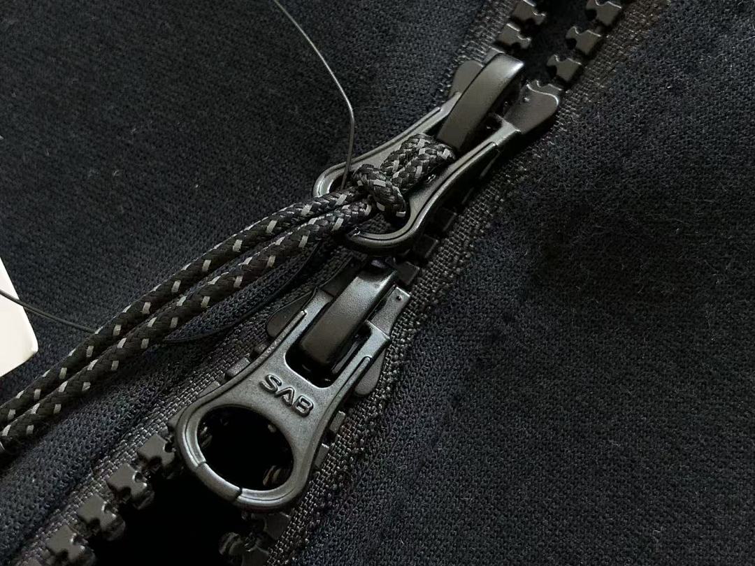 TF 2020 DV0537-011zip-up coat DV0538-010pants