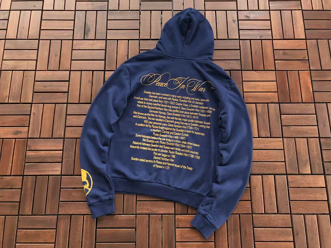 VINTAGE HOODIE