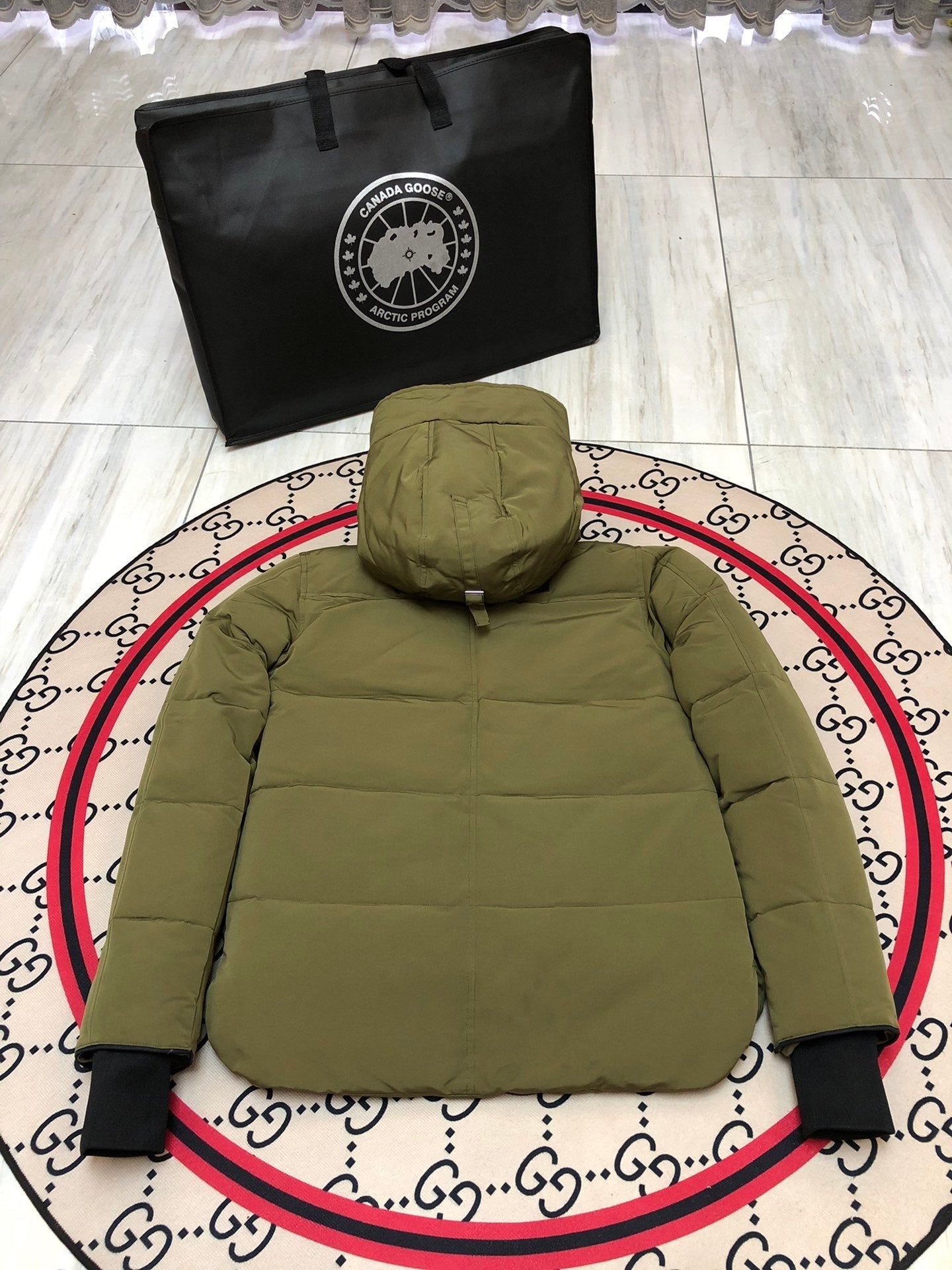 Canada Goose