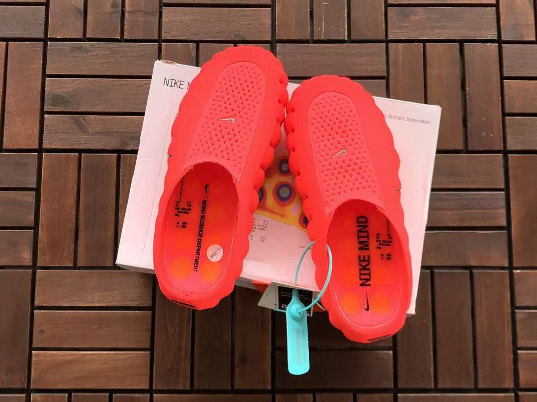 N🔥K🔥 SLIPPERS